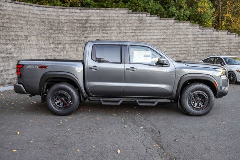 New 2025 Nissan Frontier PRO-4X image 2