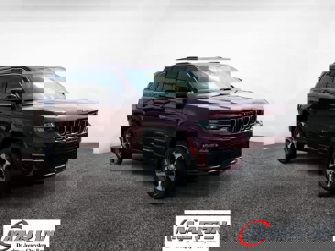New 2025 Jeep Grand Cherokee Limited image 7