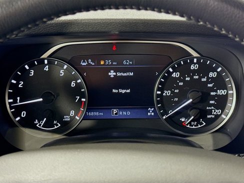 Used 2022 Nissan Frontier SV image 14