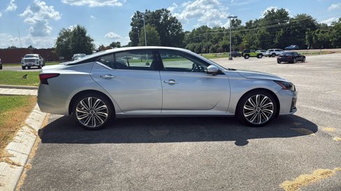 Used 2023 Nissan Altima 2.5 SL image 5