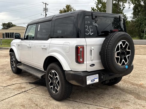 New 2025 Ford Bronco Outer Banks image 4