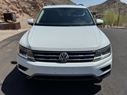 Used 2019 Volkswagen Tiguan SE image 2