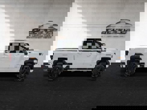 Used 2024 GMC Sierra 3500 AT4 image 12