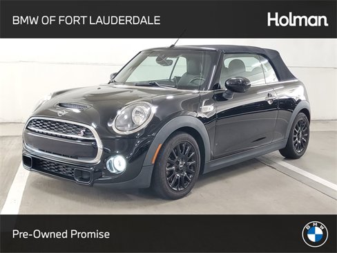 Used 2021 MINI Cooper S image 1