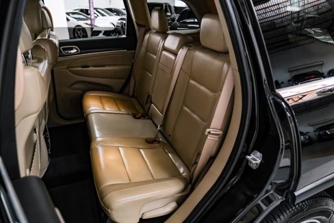 Used 2020 Jeep Grand Cherokee Limited image 37
