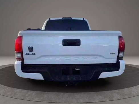Used 2023 Toyota Tacoma SR5 image 7