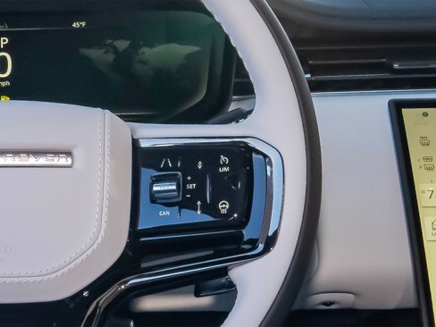 New 2025 Land Rover Range Rover Sport Dynamic SE image 16
