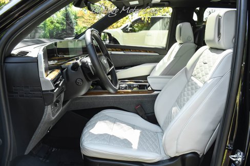Used 2025 Cadillac Escalade ESV Sport Platinum w/ LPO, Floor Liner Package image 24