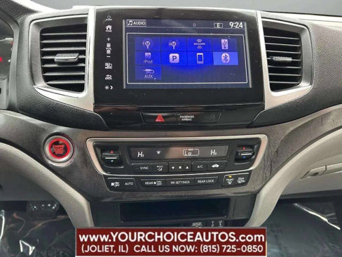 Used 2017 Honda Pilot EX image 11