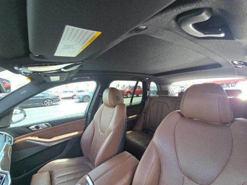 Used 2020 BMW X5 xDrive40i w/ Premium Package image 11
