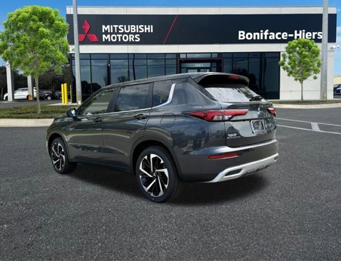 New 2025 Mitsubishi Outlander SE image 5