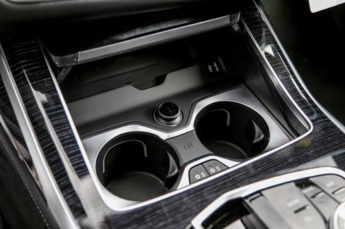 New 2026 BMW X7 M60i image 16