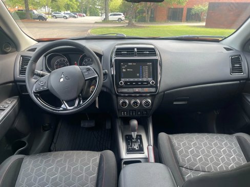 Used 2022 Mitsubishi Outlander Sport ES image 16