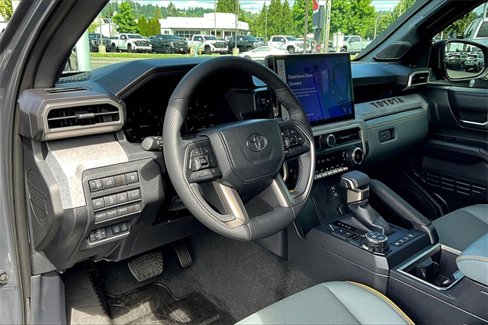 Used 2024 Toyota Tacoma Trailhunter image 13