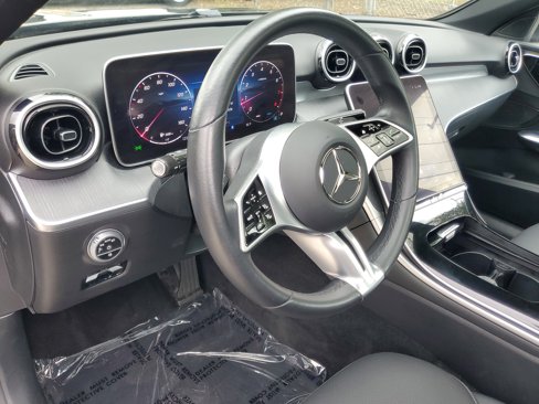 Used 2025 Mercedes-Benz C 300 Sedan image 18