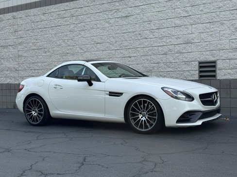 Used 2019 Mercedes-Benz SLC 300 w/ Premium Package image 4