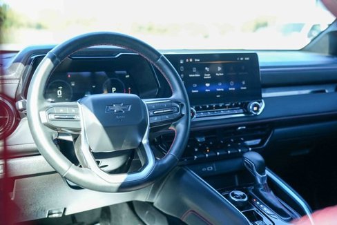Used 2024 Chevrolet Colorado Z71 image 23