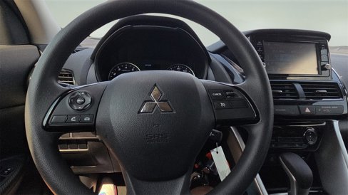 Used 2024 Mitsubishi Eclipse Cross ES image 11