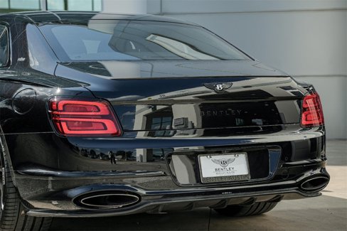 New 2025 Bentley Flying Spur Plug-In Hybrid image 15