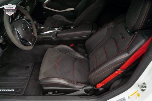 Used 2023 Chevrolet Camaro ZL1 image 3