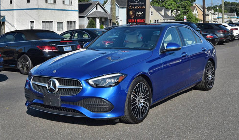 Used 2022 Mercedes-Benz C 300 4MATIC Sedan image 2