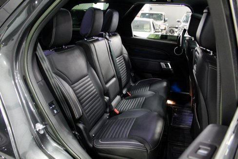 Used 2023 Land Rover Discovery HSE R-Dynamic image 23