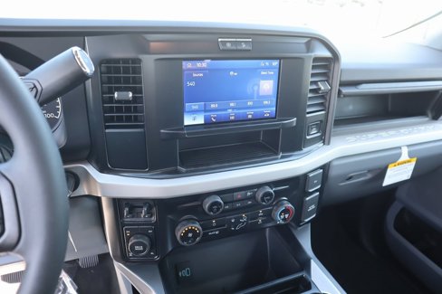 New 2025 Ford F250 XLT w/ FX4 Off-Road Package image 5