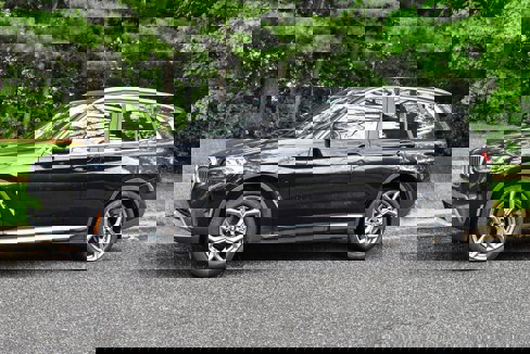 Used 2024 BMW X3 xDrive30i w/ Convenience Package image 3