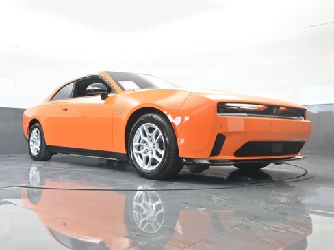 Used 2025 Dodge Charger R/T w/ Sun & Sound Package image 64