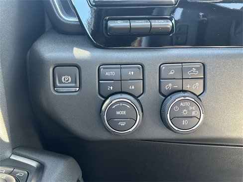 New 2026 Chevrolet Silverado 1500 High Country w/ Technology Package image 18