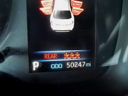 Used 2021 Toyota Corolla LE image 4