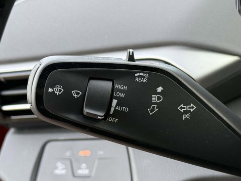 New 2025 Volkswagen ID.4 Pro S Plus image 17
