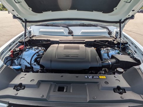 New 2026 Land Rover Defender 110 S image 31