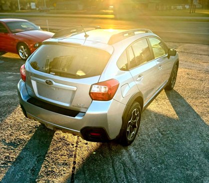 Used 2015 Subaru Crosstrek 2.0i Premium w/ Moonroof Package image 10