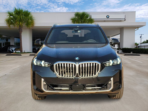 New 2026 BMW X5 xDrive40i w/ Executive Package image 2
