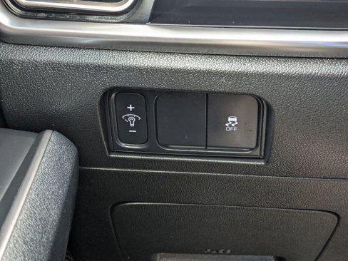 Used 2025 Kia Sorento S image 20