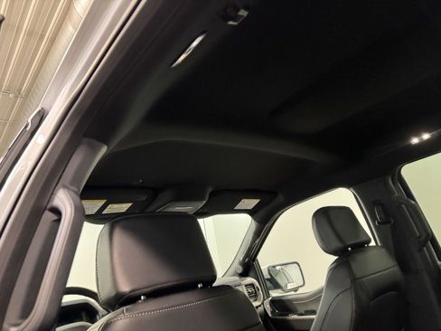 Used 2024 Ford F150 Lariat image 11