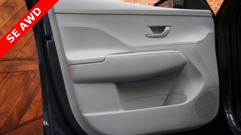 Used 2024 Hyundai Kona SE image 31