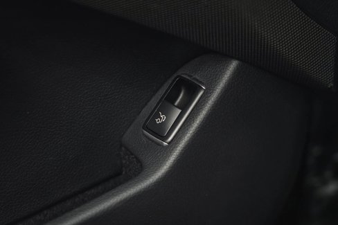 Used 2015 Mercedes-Benz SL 63 AMG image 52