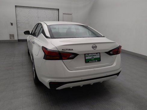Used 2024 Nissan Altima 2.5 S image 6