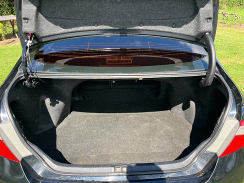 Used 2017 Toyota Camry SE image 11