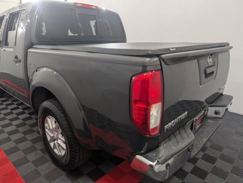 Used 2014 Nissan Frontier SV w/ SV Value Truck Package image 9