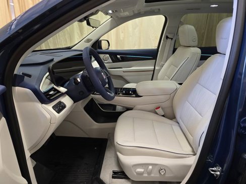 New 2026 Buick Enclave Avenir w/ LPO, Floor Liner Package image 13