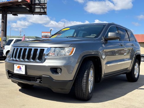 Used 2011 Jeep Grand Cherokee Laredo w/ Trailer Tow Group image 1