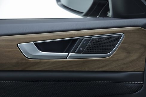 New 2026 Volkswagen Atlas SE image 24