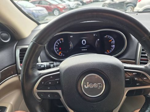 Used 2018 Jeep Grand Cherokee Limited w/ Luxury Group II image 12