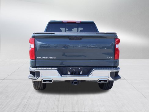 Used 2025 Chevrolet Silverado 1500 LTZ w/ LTZ Convenience Package II image 5