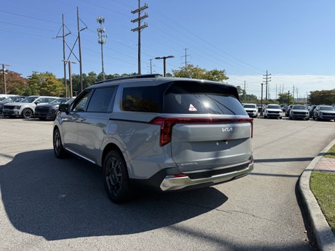 New 2026 Kia Carnival SX image 2