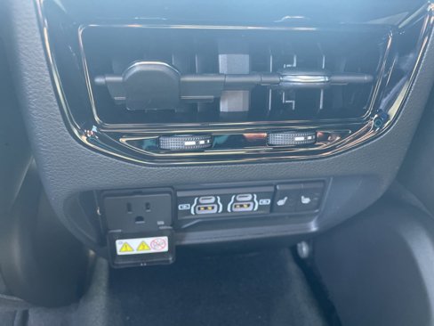 New 2025 Jeep Grand Cherokee Limited 4xe image 31