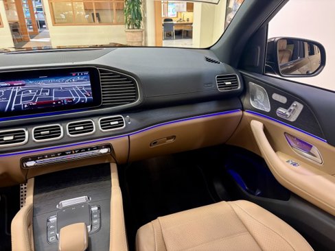 New 2026 Mercedes-Benz GLS 450 4MATIC image 11